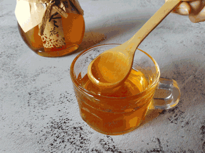 每天喝一杯蜂蜜水，身体受益不少！7个作用令人期待:每天喝一杯蜂蜜水有什么好处