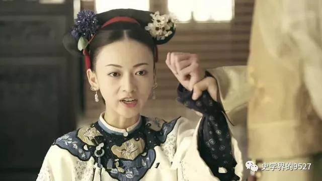 班布尔善|为何古代没有人敢假造圣旨？看了圣旨中的第一个字，你就明白了