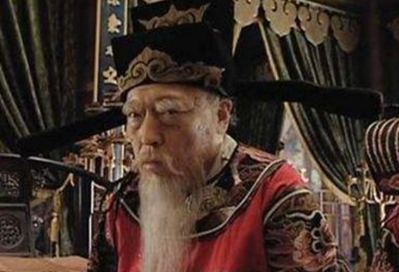 历史上的严嵩到底是什么样的 真的是一个