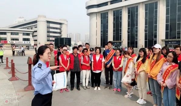 志愿者公益活动心得体会 f11d54b816d64f1d8c28d3e6e41f4438.jpeg