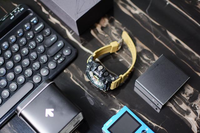 С����Ʒ����˫�Ե��ӱ�:����ר��,99Ԫ���ּ۸�����