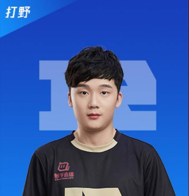 王者荣耀:kpl官方认定近期最强阵容,诺言久诚上榜,猫神fly落榜