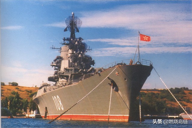 图片补全计划:苏联四不像1123型"莫斯科"级反潜巡洋舰