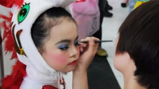                     原创            孩子长得高发育快，不一定是好事，还得警惕性早熟！