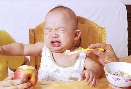                     宝宝脾胃怕“三虐”，儿科医生怒斥：很多父母仍然经常做却不知