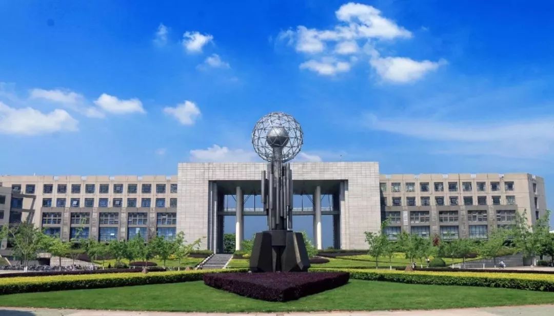 大学是怎样的学校 99466a6376824a6d9dbe467ef267b9b4.jpeg