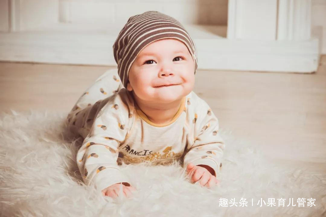                     宝宝时常汗流浃背是身体太虚了？病理性出汗，家长要重视