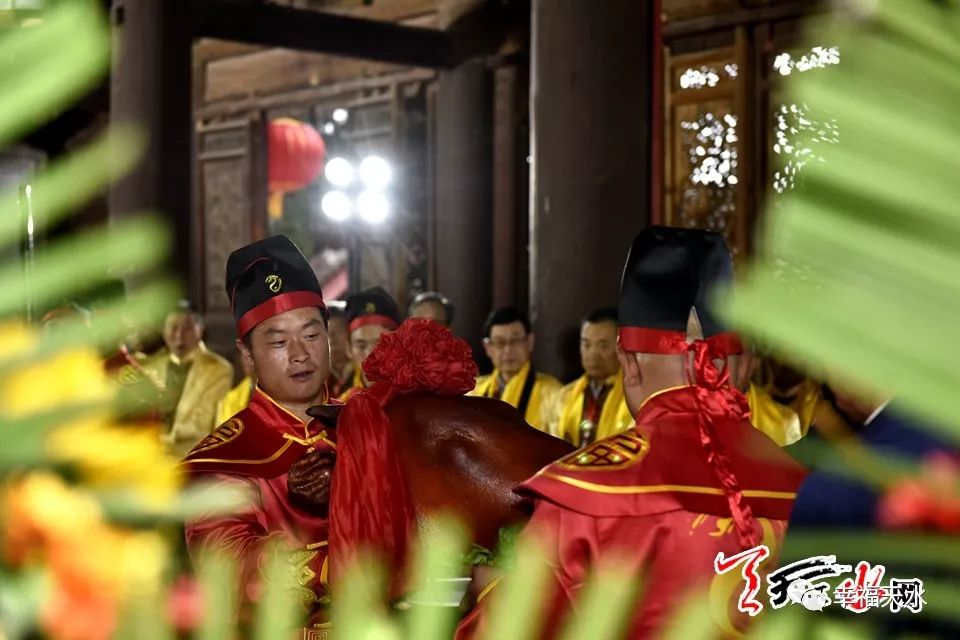 天水民间祭协在伏羲庙隆重举行献太牢仪式_祭祀