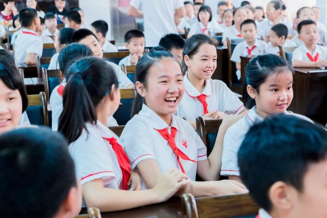 诵唱童谣,致敬最美母语||汕头童谣走进飞厦小学