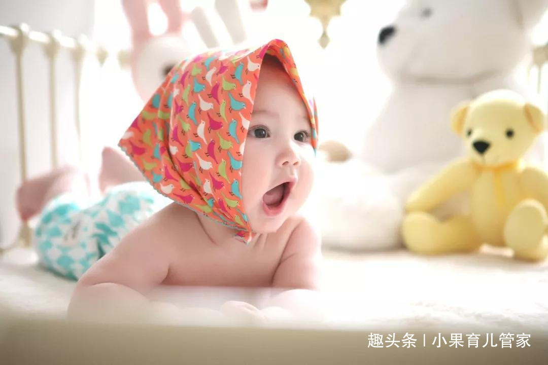                    宝宝时常汗流浃背是身体太虚了？病理性出汗，家长要重视