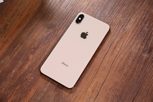苹果新实验视频发布 感受iphone xs拍摄的流水影像