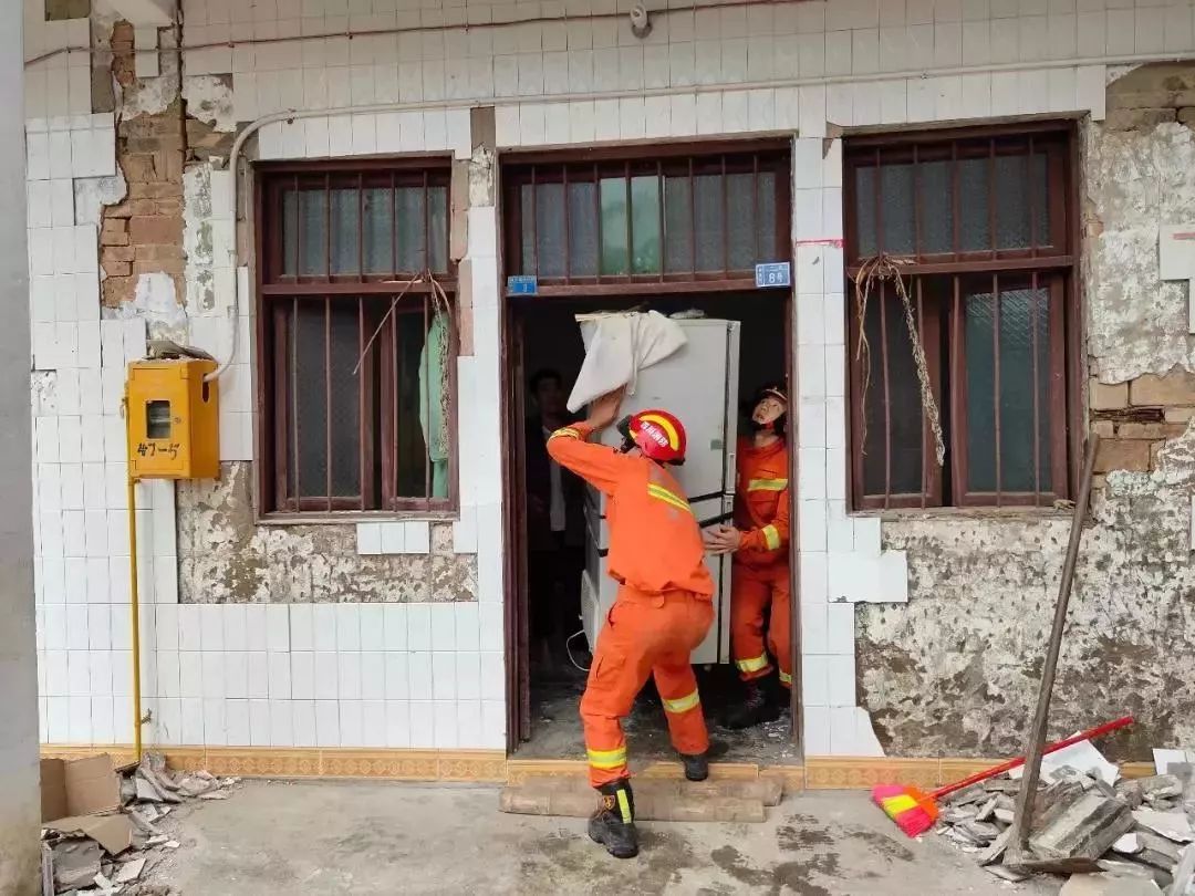 长宁地震救灾