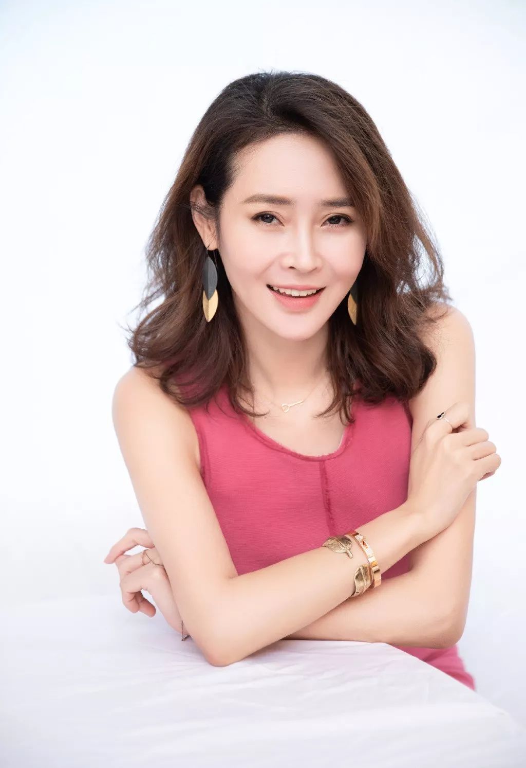 演员动态周报炎亚纶赖雨蒙巩仙盛一伦陈雅婷爱情对话框王菊于明加北京