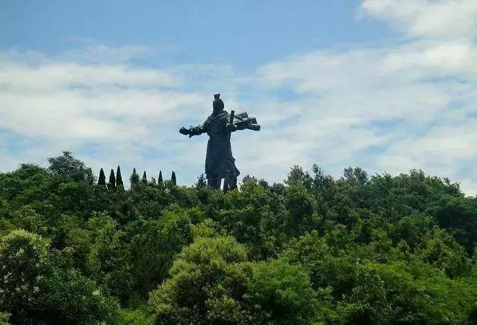 了不容小觑的力量,秦始皇在兼并天下之际,也要"上会稽(绍兴),祭大禹"