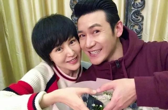 陆毅鲍蕾感情故事 551f0925f7ae4823b2c3dcffba858a1f.jpeg