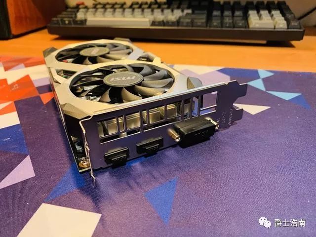 拼多多花899元买的gtx1650微星显卡开箱,比官网京东便宜300元