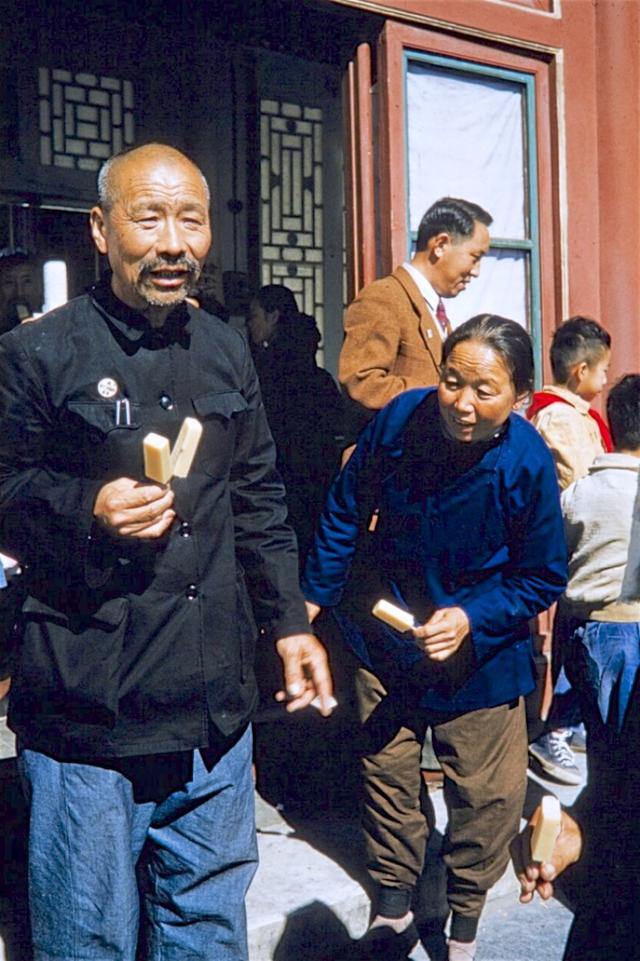 外国摄影师京城街拍，五十年代生活