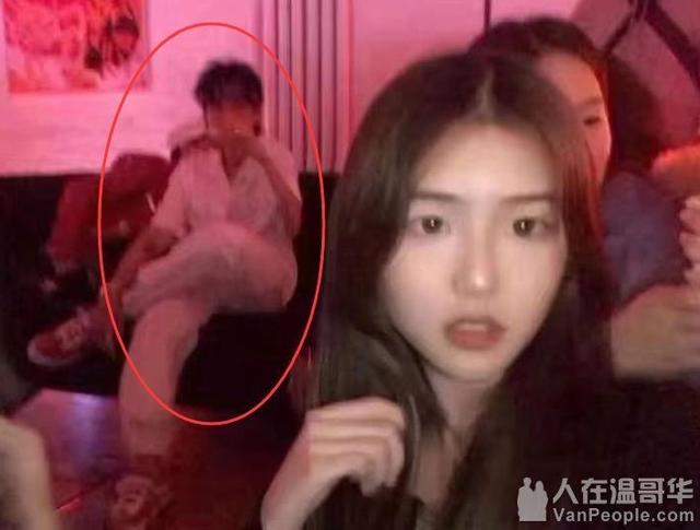 (视频来源:加拿大留学生问吧) 虽然后来吴亦凡工作室郑重发声明: 假
