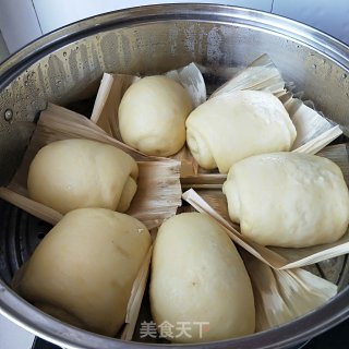 蒸玉米面馒头需要蒸多长时间 c3e0cb4cc59944f2939849d4de582742.jpeg