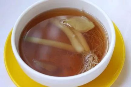 【a生姜v生姜】夏吃生姜,胜过生姜!1碗药方水,绵白糖白砂糖香肠图片