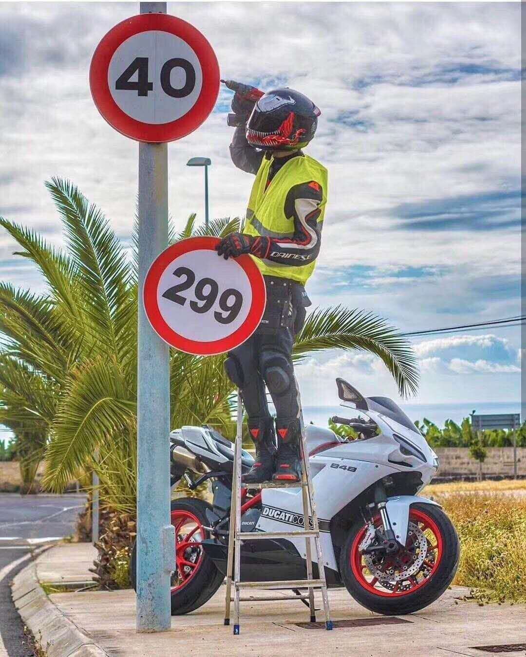 f1169e210dd14d0bb1d71b75ff5b8ed9.jpeg