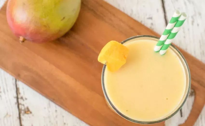 芒果怎么剥方便吃 f386614ddc94498da6463b23494254c4.jpeg