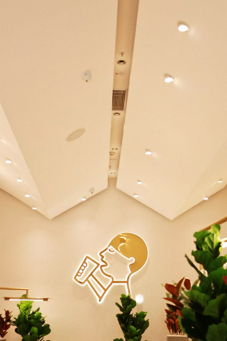 喜茶珠海首店、上海、重庆、青岛,加盟新店来