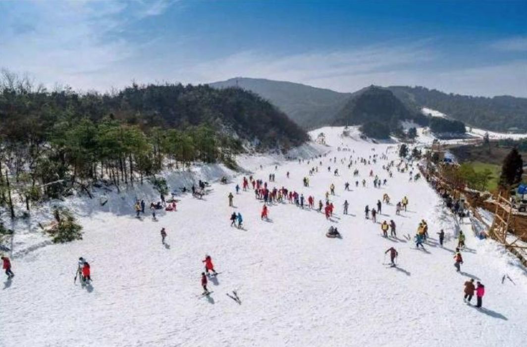 滑雪小知识这一点你肯定会大意但是谈球吧体育你一定要注意(图1)