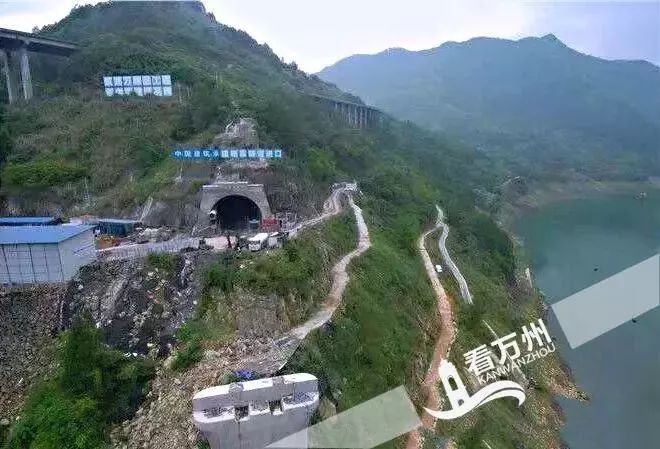 快了!云阳这里要建一座新城,这条路也快通了!