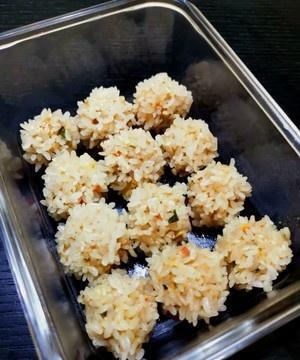 糯米丸子怎么蒸又软又好吃 1d2052d545c449e4b15bb935179b1051.jpeg