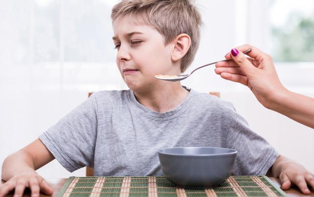                     原创            孩子挑食别不在意，当心是病，发现晚了还会影响智力