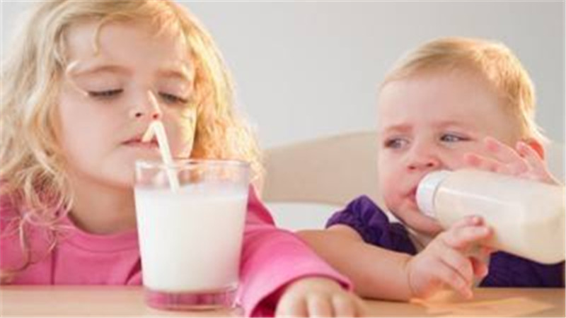 原創
            寶寶泛起牛奶過敏時需要怎樣護理及治療？ 親子 第2張