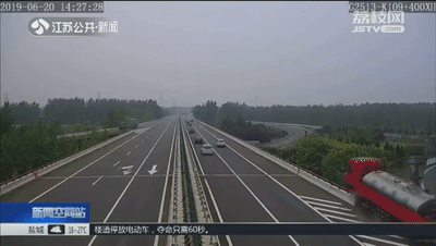 7b98f3b5855a4c608fe2e0fe916b5821.gif