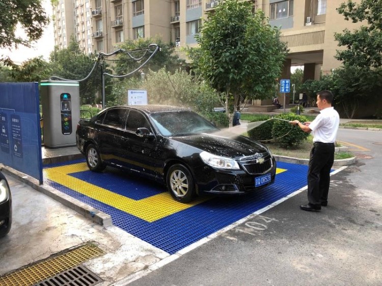 河马车服的每一台自助无人值守智能洗车机都拥有全新设