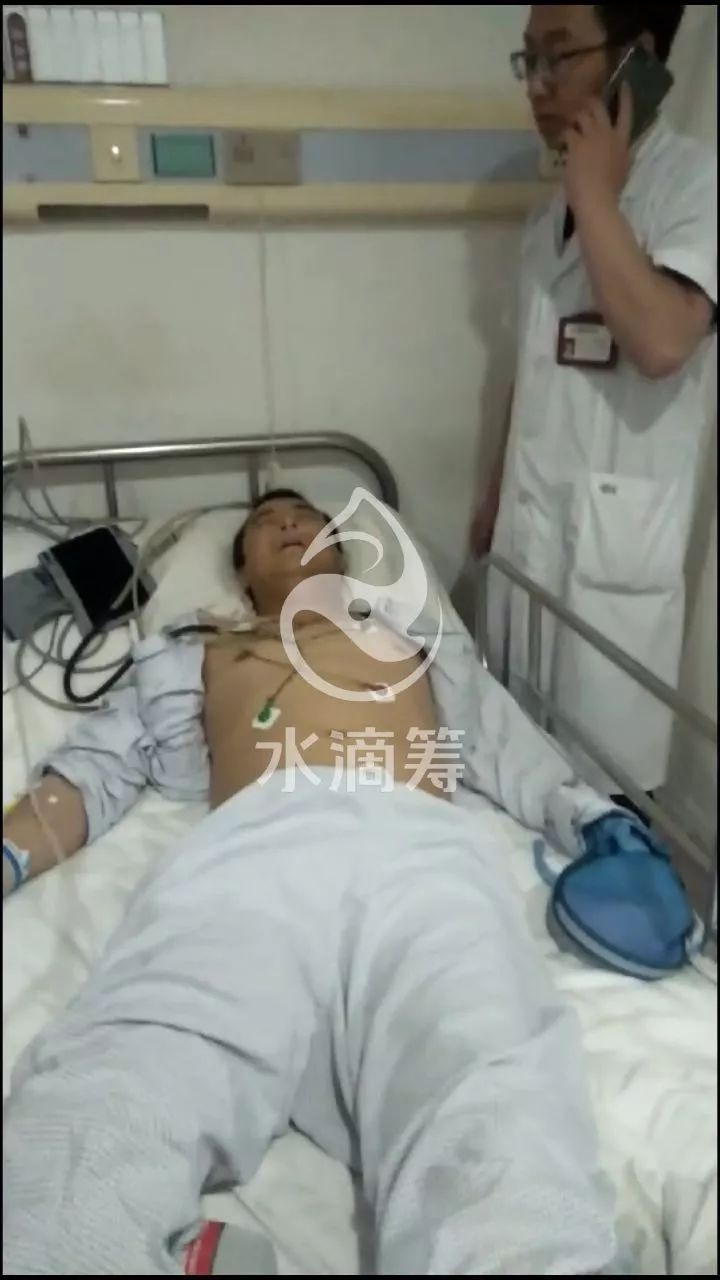 我上有80岁的一个老公公,身体不好,有脑梗,下有两个嗷嗷待哺的孩子