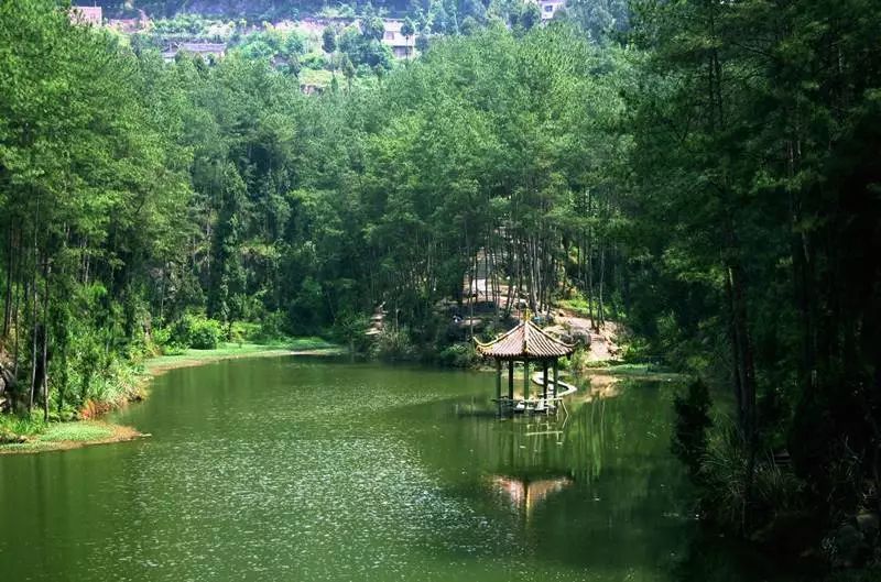 什么是自然景观什么是人文景观 c49a292f4bdd40528a8934b9c45e400a.jpeg