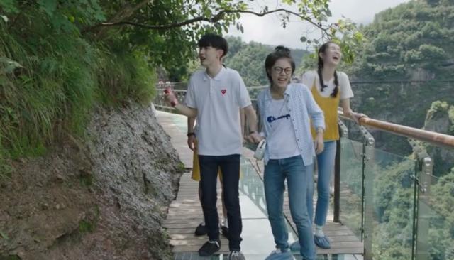 《少年派》官博发糖,四人组毕业旅行,林妙妙与钱三一牵手成功