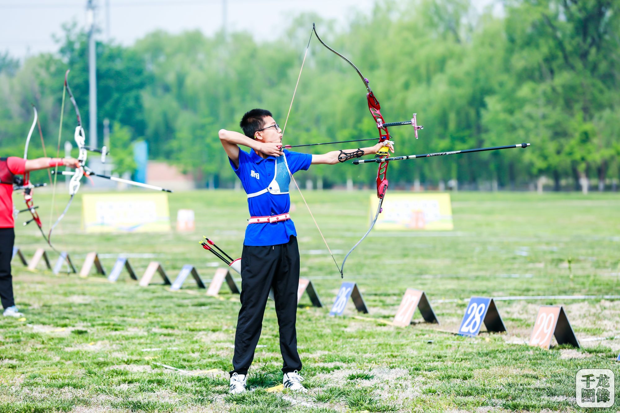 2019年北京市青少年射箭锦标赛举行6个区146名青少年射箭选手参赛