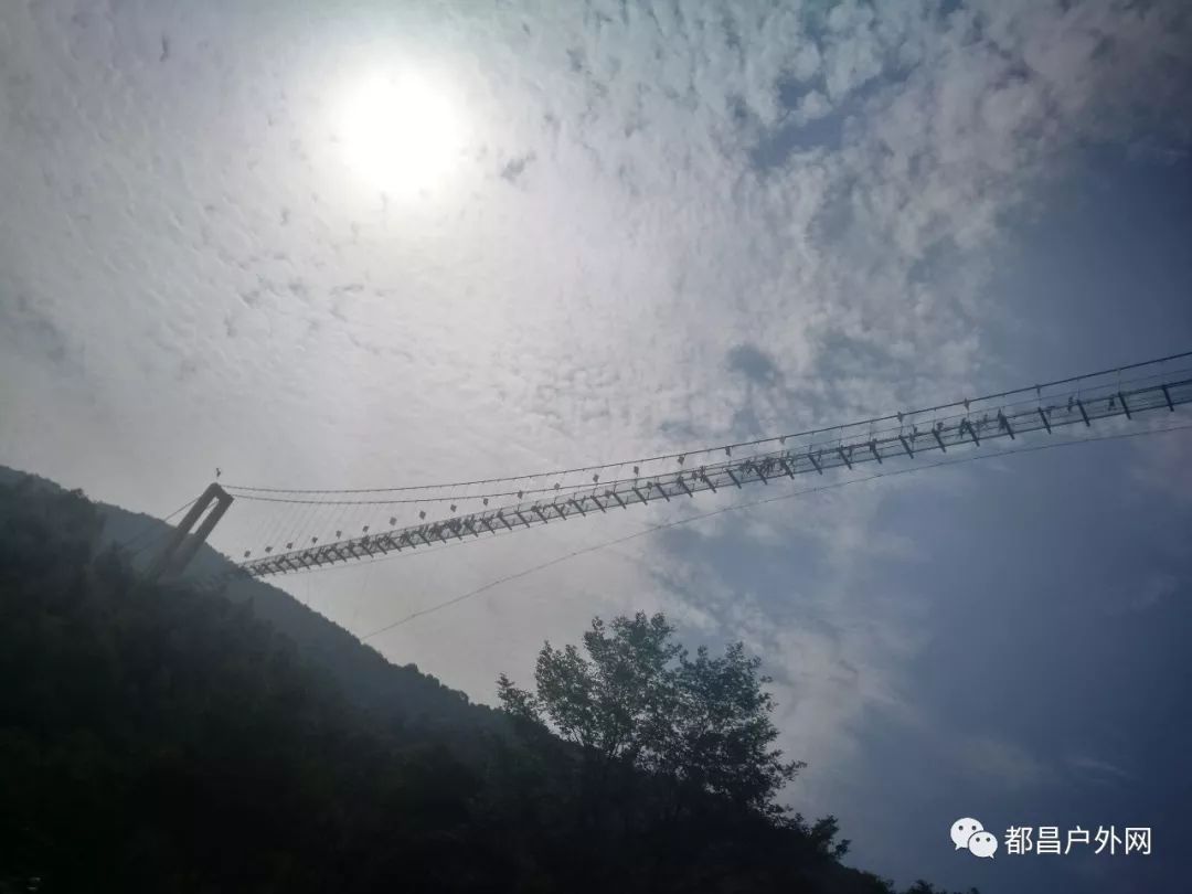 庐山西海峡9d玻璃天桥及漂流踩线之旅