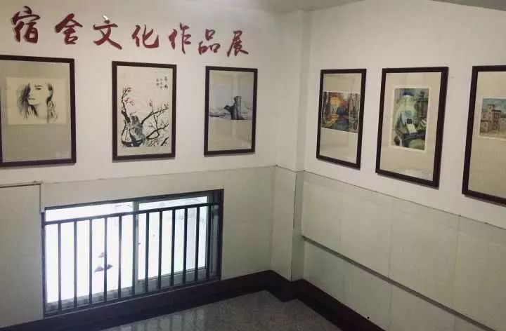 在这温暖的房间,相聚多值得纪念!