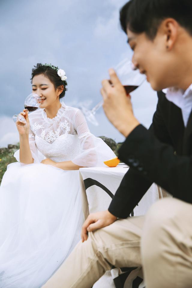 大理婚纱照片_大理婚纱摄影