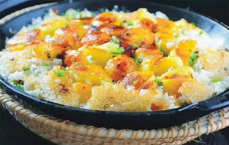 焖洋芋饭