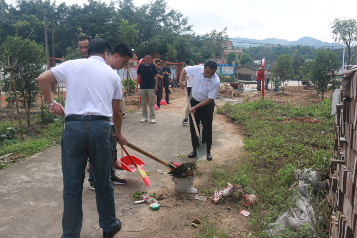 罗东村人口_福建南安罗东村图片