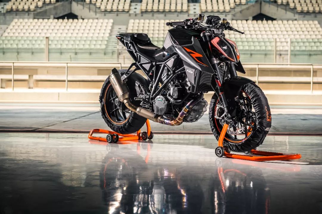 ktm 1290 2014