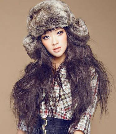 皮草搭的发型 7f55444cecab4d7f918f6a2aab8e68c0.jpeg