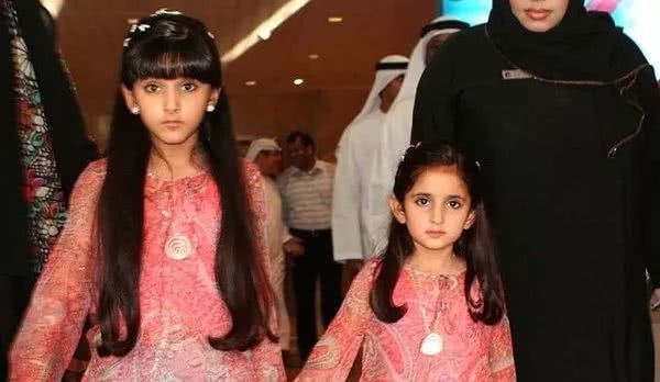 迪拜最美公主20岁未满,已是2孩母亲,曾扬言娶她的网友