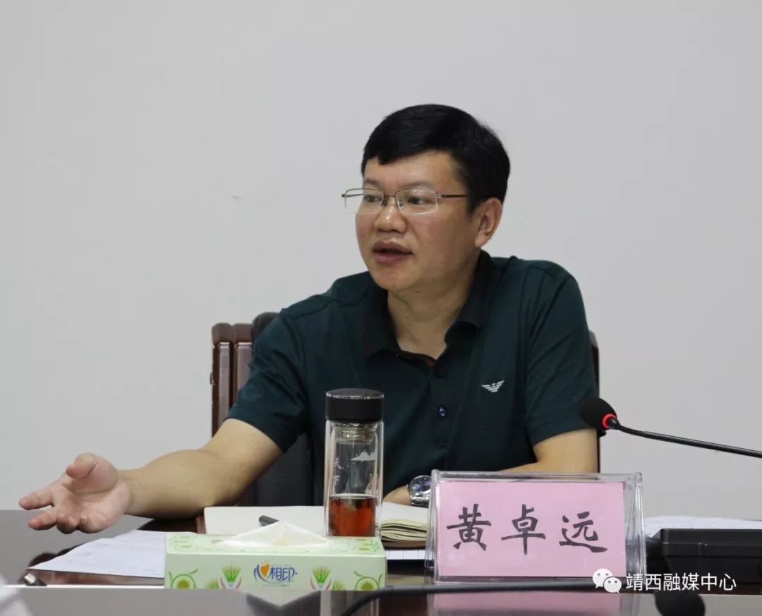 靖西市委书记钟恒钦,市委副书记黄卓远,市委常委,宣传部部长,副市长