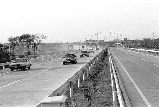 国家高速公路网布局方案 90ae58fce3a14430b0746cfc93dff052.jpeg