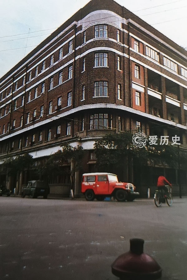 当时专门接待外宾的胜利饭店在东湖里捕鱼的老太太旧社会租界里的武汉
