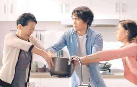 如何建立好婆媳关系 a8882d13157941f283c7d3e679956fde.jpeg